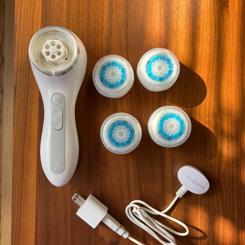 Clarisonic Smart Profile Facial Cleansing Brush